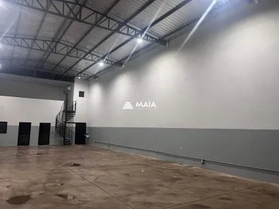 Galpão / Depósito / Armazém à venda, 256m² no Parque das Laranjeiras II, Uberaba