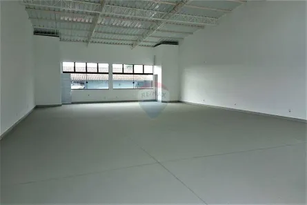 Galpão / Depósito / Armazém para alugar, 225m² no Jardim Europa, Jaguariúna