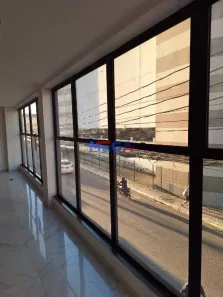Prédio Inteiro para alugar, 180m² no Jereissati I, Maracanaú