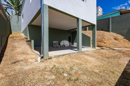 Casa com 2 Quartos à venda, 75m² no Jardim Roma, Almirante Tamandaré