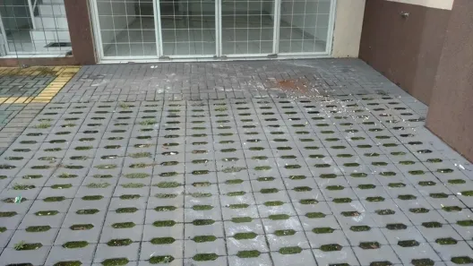 Loja / Salão / Ponto Comercial com 1 Quarto para alugar, 50m² no Centro, Londrina