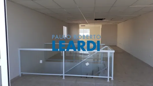 Casa Comercial para alugar, 100m² no Centro, Atibaia