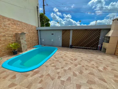 Casa com 3 Quartos à venda, 176m² no , Caruaru