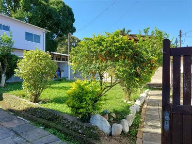Casa de Condomínio com 4 Quartos à venda, 218m² no Centro, Guapimirim