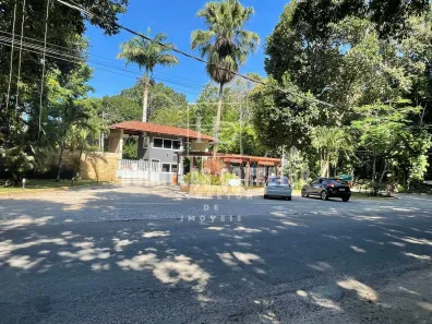 Casa com 4 Quartos para alugar, 200m² no Aldeia dos Camarás, 