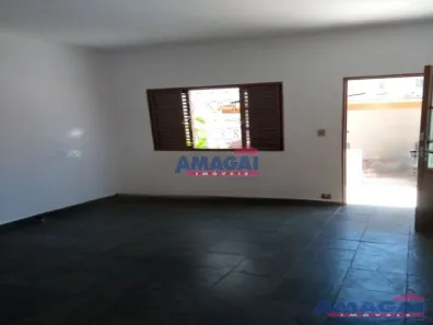 Casa Comercial para alugar, 80m² no Centro, Jacareí