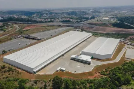 Galpão / Depósito / Armazém para alugar, 8152m² no Portão, Arujá
