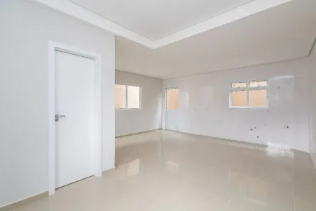 Casa de Condomínio com 3 Quartos à venda, 83m² no São João, Curitiba