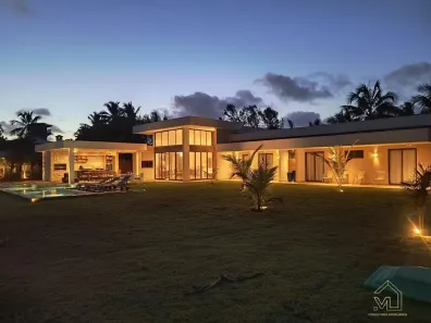 Casa de Condomínio com 4 Quartos à venda, 450m² no Busca Vida (Abrantes), Camaçari