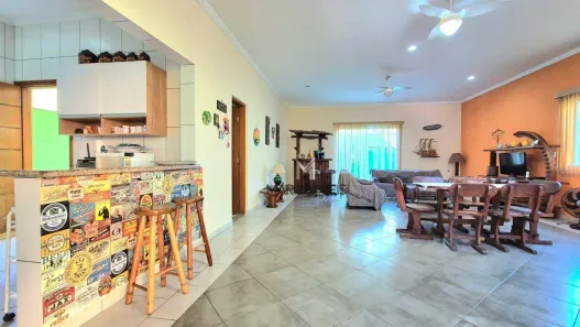 Casa de Condomínio com 4 Quartos para alugar, 210m² no Balneário Praia do Pernambuco, Guarujá