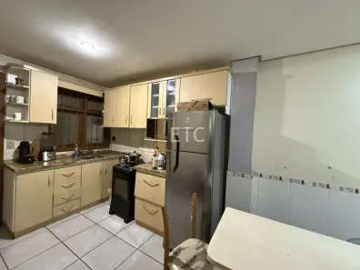 Casa com 3 Quartos à venda, 133m² no Niterói, Canoas