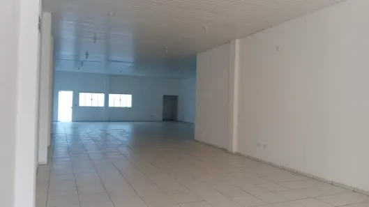 Loja / Salão / Ponto Comercial para alugar, 240m² no Vila Nova, Arapongas