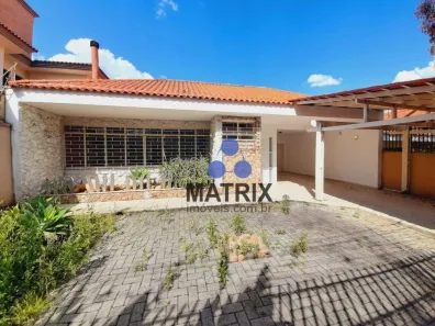 Casa com 3 Quartos para alugar, 244m² no Jardim Social, Curitiba