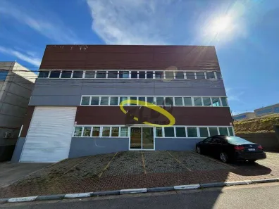 Galpão / Depósito / Armazém para alugar, 1100m² no Jardim Santa Paula, Cotia