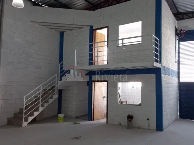 Galpão / Depósito / Armazém à venda, 250m² no Varadouro, São Sebastião