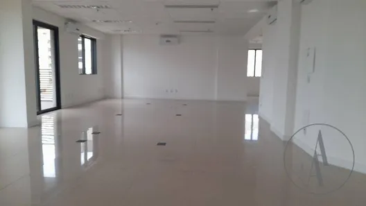 Andar / Laje corporativa para alugar, 336m² no Parque Campolim, Sorocaba