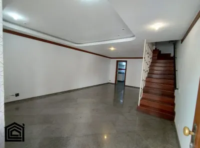 Casa de Condomínio com 5 Quartos para alugar, 165m² no Alto, Teresópolis