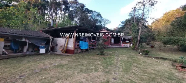 Fazenda / Sítio / Chácara com 3 Quartos à venda, 1183m² no Chácaras Lidia, Embu das Artes