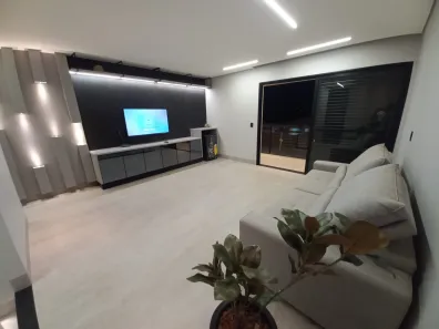 Sobrado com 4 Quartos à venda, 320m² no Parque Solar do Agreste B, Rio Verde