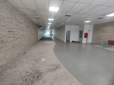 Prédio Inteiro para alugar, 700m² no Fonseca, Niterói