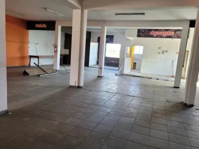 Galpão / Depósito / Armazém para alugar, 180m² no Jardim Sandra Maria, Taubaté