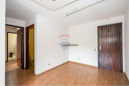 Prédio Inteiro à venda, 490m² no Rebouças, Curitiba