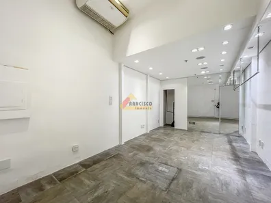 Loja / Salão / Ponto Comercial à venda, 35m² no Santa Clara, Divinópolis