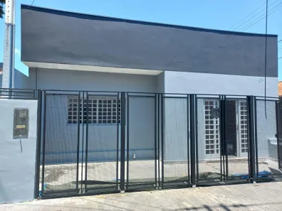Casa Comercial com 11 Quartos para venda ou aluguel, 261m² no Pedregulho, Guaratinguetá