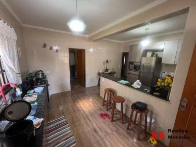 Fazenda / Sítio / Chácara com 3 Quartos à venda, 300m² no Itaquaciara, Itapecerica da Serra