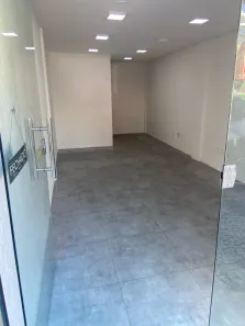 Loja / Salão / Ponto Comercial para alugar, 60m² no Centro, Cabo Frio