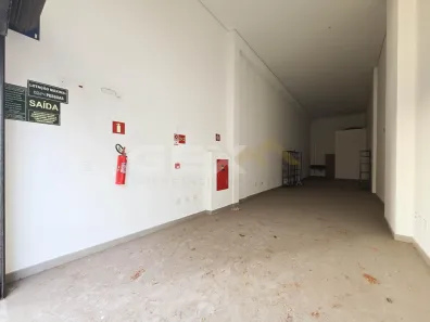 Loja / Salão / Ponto Comercial com 1 Quarto à venda, 79m² no Centro, Divinópolis