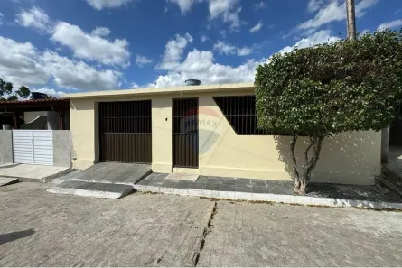 Casa de Condomínio com 2 Quartos à venda, 200m² no Universitário, Caruaru