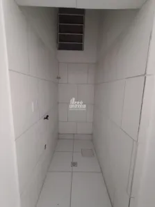 Loja / Salão / Ponto Comercial com 1 Quarto para venda ou aluguel, 60m² no Centro, Santa Maria