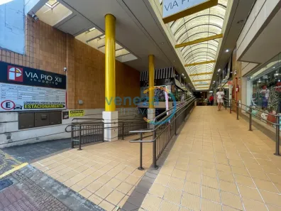 Prédio Inteiro à venda, 1772m² no Centro, Londrina