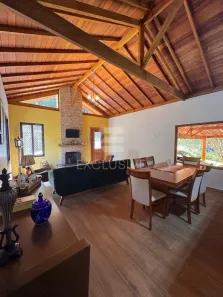 Fazenda / Sítio / Chácara com 2 Quartos à venda, 110m² no Amparo, Nova Friburgo