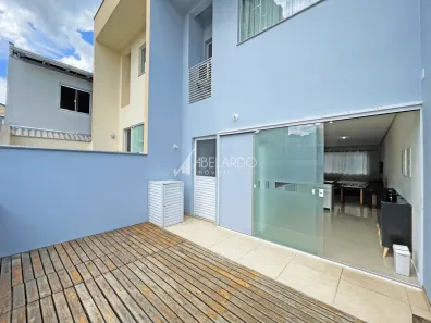Sobrado com 2 Quartos para alugar, 101m² no Água Verde, Blumenau