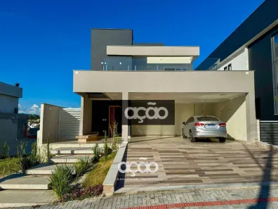 Casa de Condomínio com 3 Quartos à venda, 385m² no Parque Ipiranga, Resende