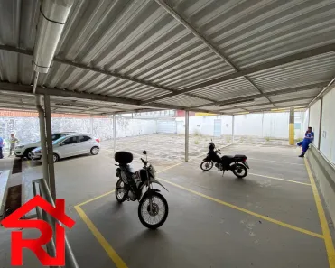 Galpão / Depósito / Armazém para venda ou aluguel, 1025m² no São Francisco, São Luís