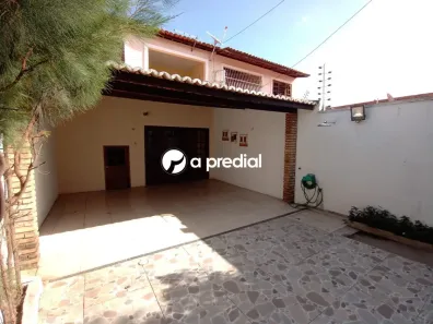 Casa com 4 Quartos para alugar, 300m² no Boa Vista-Castelão, Fortaleza