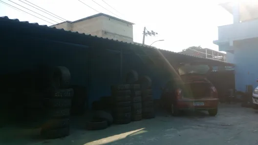 Galpão / Depósito / Armazém à venda, 700m² no Centro, Duque de Caxias