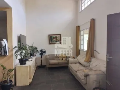 Fazenda / Sítio / Chácara com 3 Quartos à venda, 210m² no Caxito, Maricá