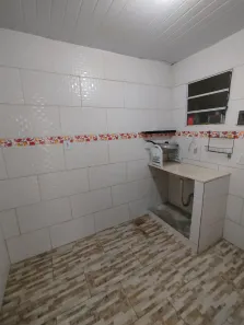 Casa com 1 Quarto para alugar, 40m² no BNH, Mesquita