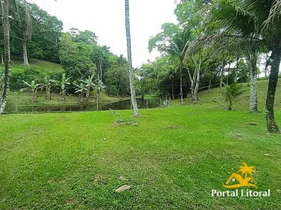 Fazenda / Sítio / Chácara com 3 Quartos à venda, 350m² no Retiro (Bacaxá), Saquarema