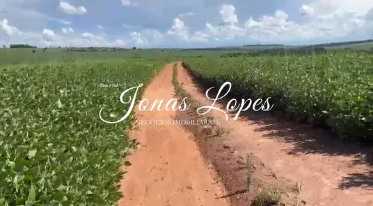Fazenda / Sítio / Chácara com 3 Quartos à venda, 157m² no , Goioerê