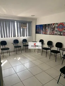 Casa Comercial para alugar, 354m² no Taboão, São Bernardo do Campo