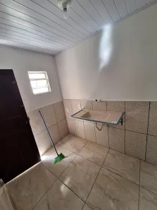 Casa com 1 Quarto para alugar, 45m² no Centro, Belford Roxo
