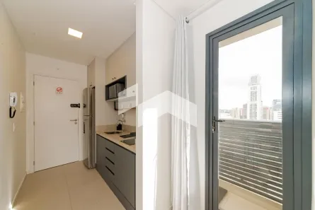 Apartamento com 1 Quarto para alugar, 30m² no Centro, Curitiba