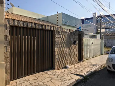 Casa com 3 Quartos à venda, 400m² no São José, Aracaju