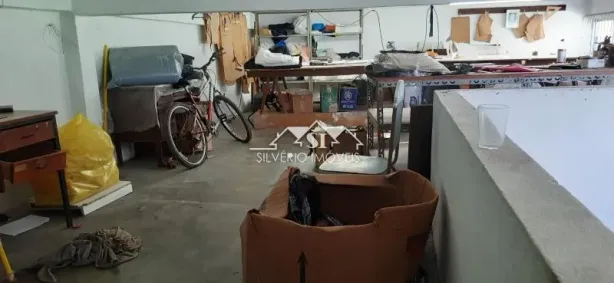 Loja / Salão / Ponto Comercial à venda, 50m² no Chácara Flora, Petrópolis