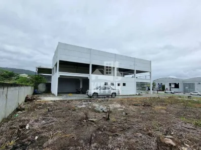 Galpão / Depósito / Armazém para alugar, 500m² no Calaboca (Inoã), Maricá